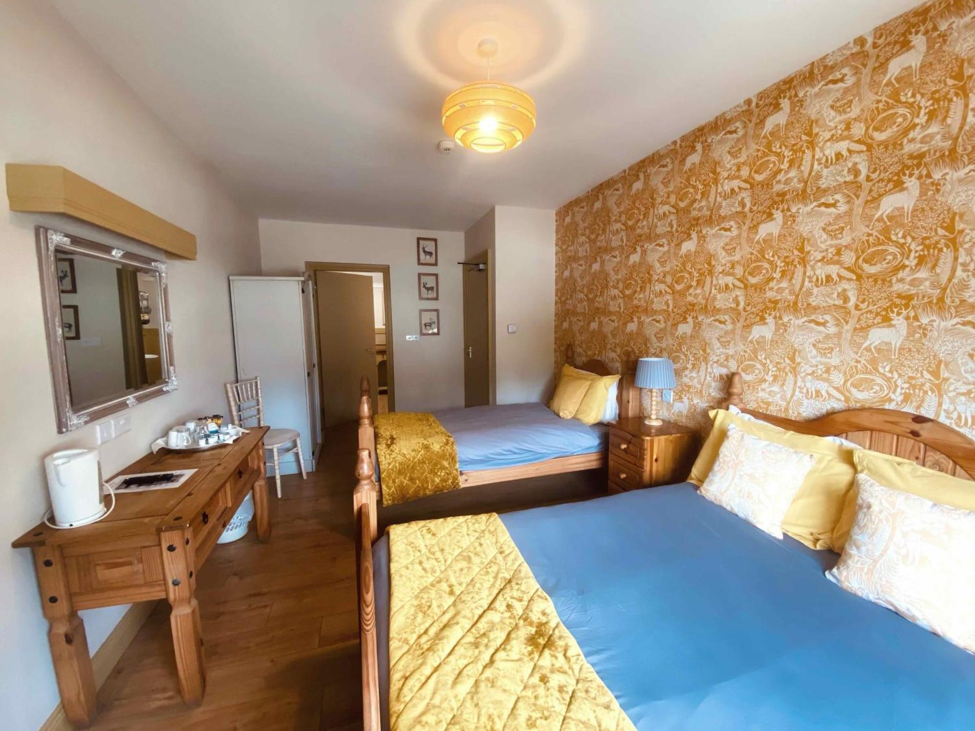 Bed & Breakfast Dulrush Lodge Guest House, Restaurant And Self-Catering